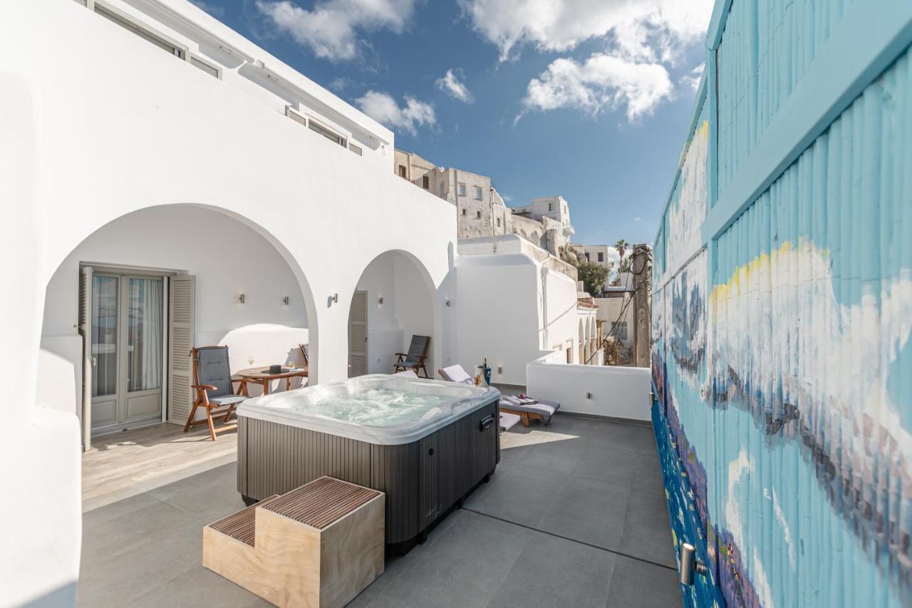 Mariet Naxos Spa & Suites Naxos City ภายนอก รูปภาพ